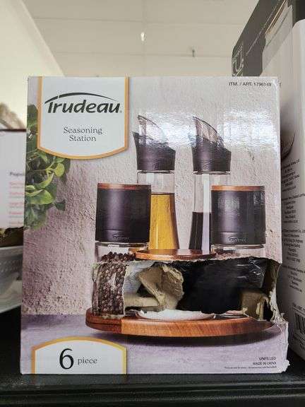 Irudeau Seasoning Station