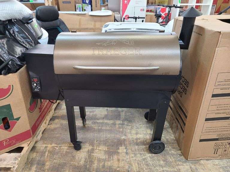 *Traeger Pro Series 34 Wood Pellet Grill