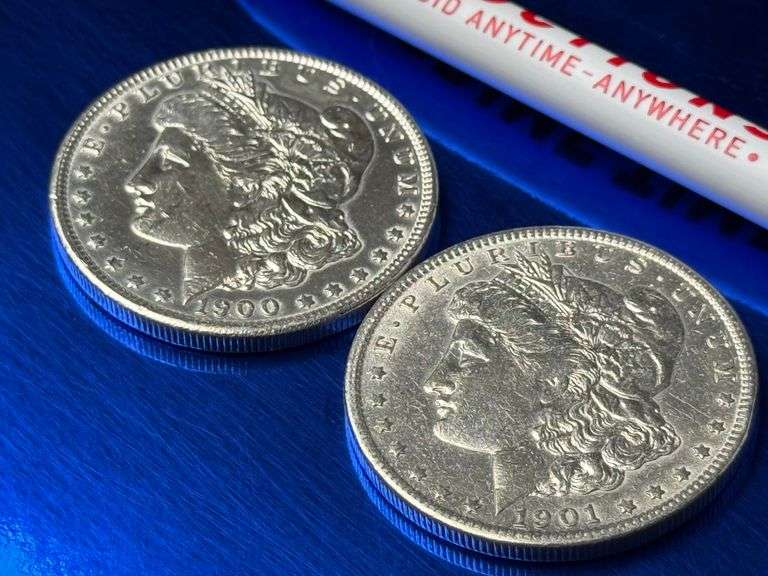 Set 1900, 1901 Silver Dollars Morgan