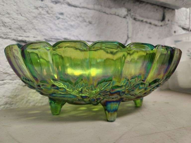 Indiana Glass Carnival Glass Bowl with Iridescent Green Finish
