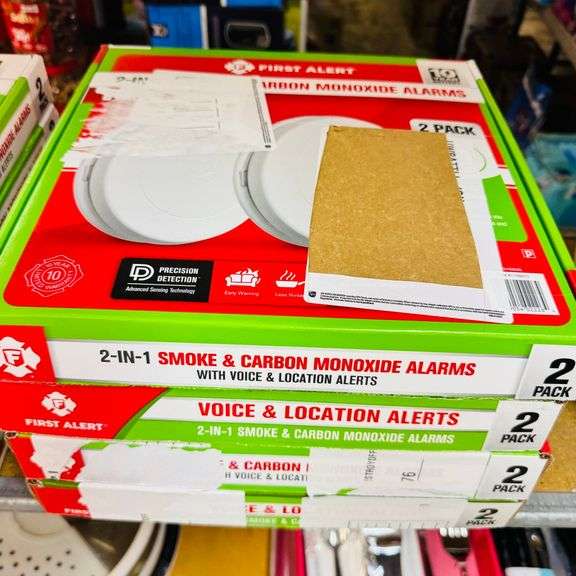4) 2-in-1 Smoke & Carbon Monoxide Alarms 2 pk