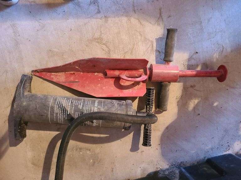 Earth Anchor, Manual Air Pump