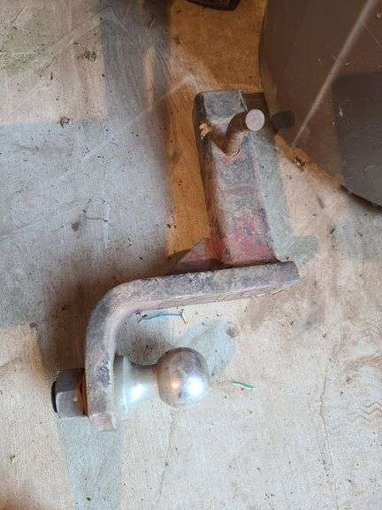 Trailer Hitch Ball Mount