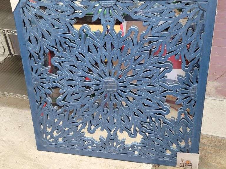 Crystal Art Mirrored Medallion 36X36X1"