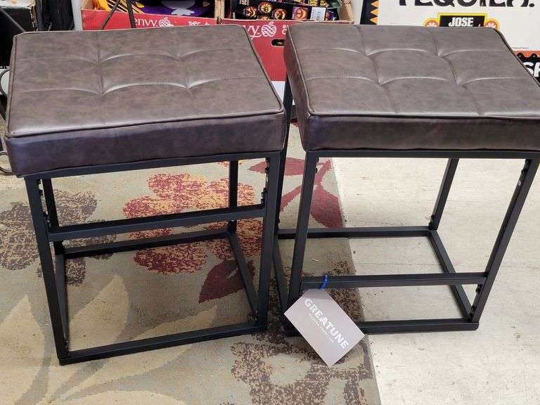 2) Creatune Barstools