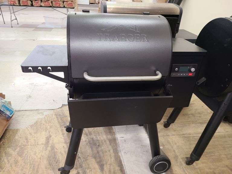 Traeger Pro 575 Wood Pellet Grill