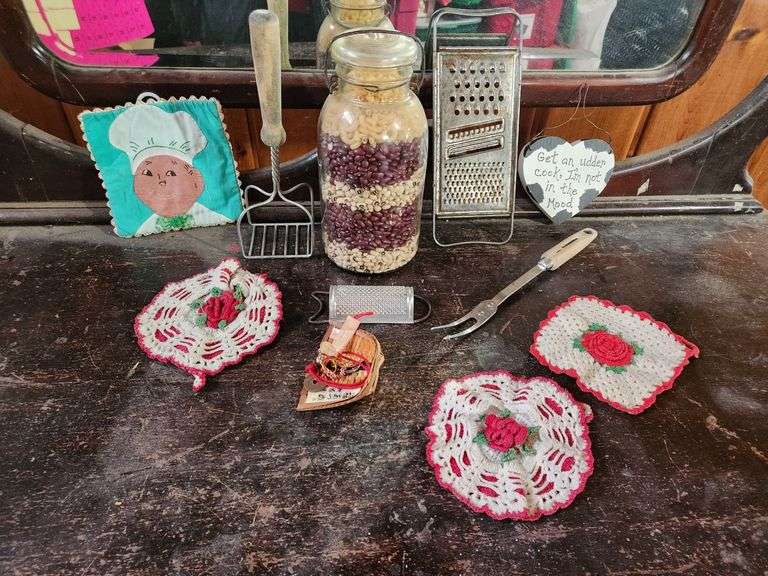 Assorted Kitchen Supplies