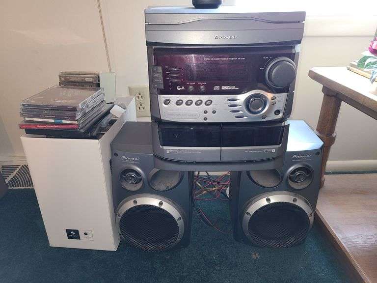 Pioneer Stereo System