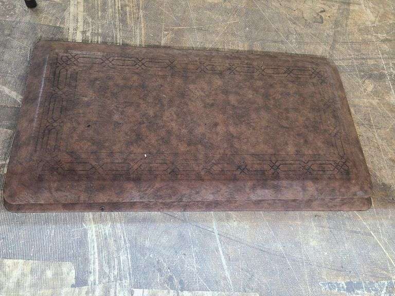 2) Anti-Fatigue Mats