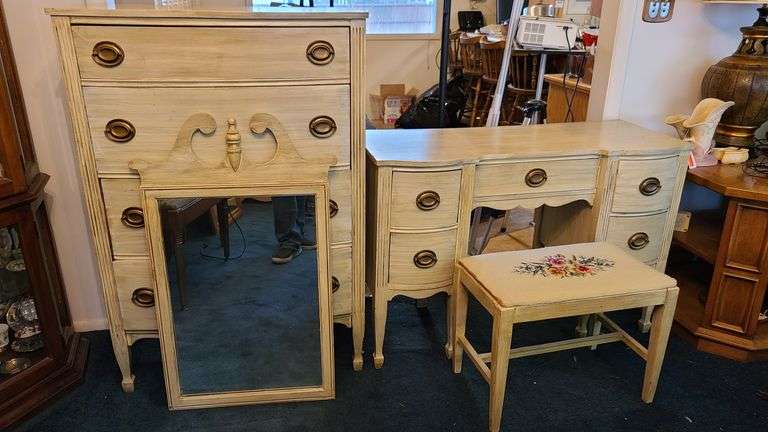 Chest of Drawer with Mirror, Vanity with Stool