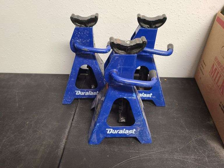 3) Duralast Jack Stands