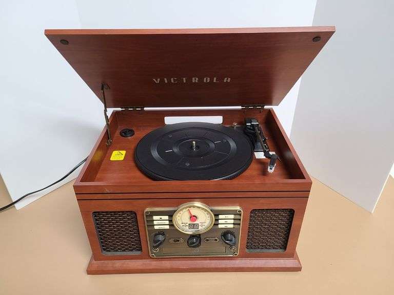 Victrola Record / Cassette / Disc / Radio Player