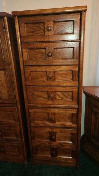 Stanley Furniture Chest of Drawers