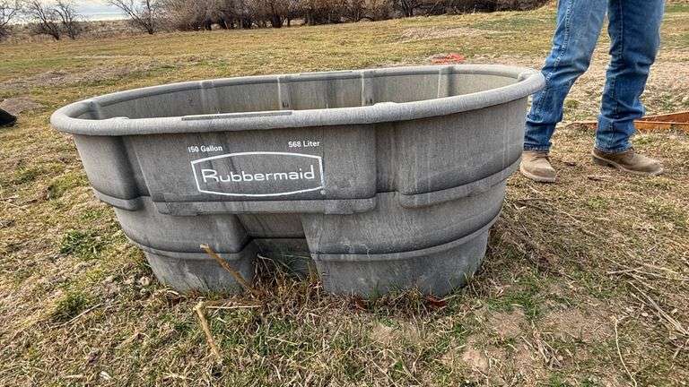Rubbermaid Stock Tank