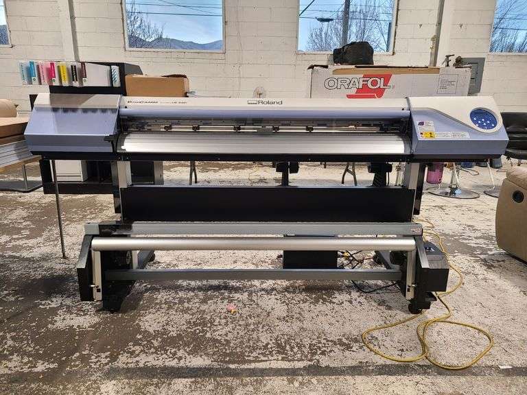 Roland VS-540i Printer with Accessories