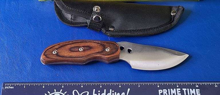 Fixed Blade Hunting Knife
