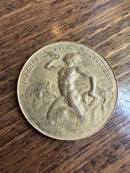 1930 Sports Coin / Medal – High Relief / Authentic