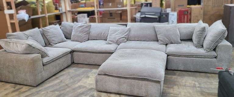 * 6-piece Fabric Modular Sectional