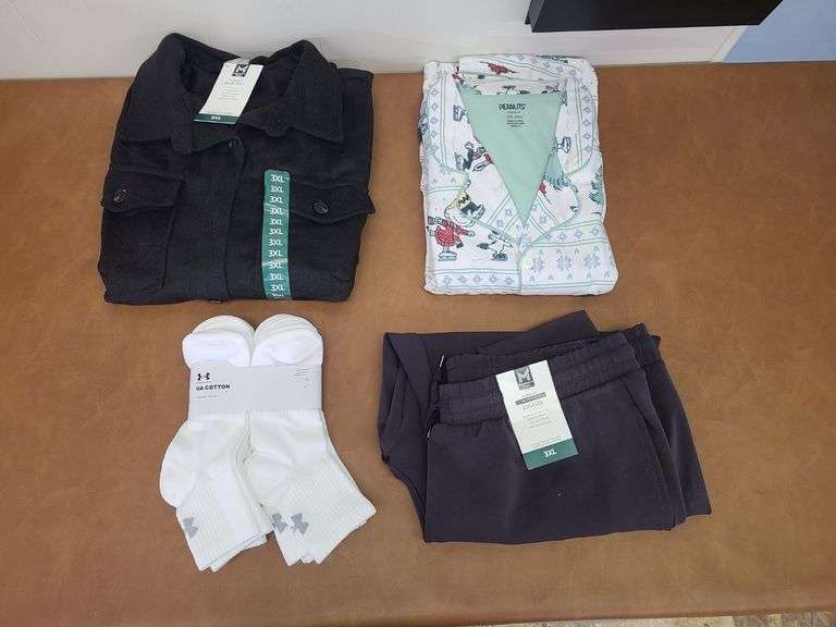 Ladies 3XL: 1) Shacket, 1) Peanuts PJs, 1) UA Socks, 1) Joggers - Prime ...