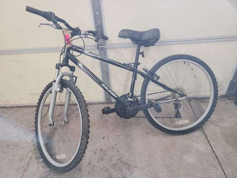 Raleigh Mountain Bike