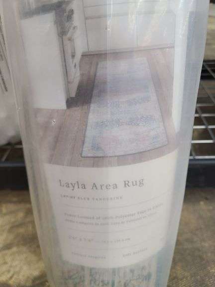 2'6"x7'6" Layla Area Rug