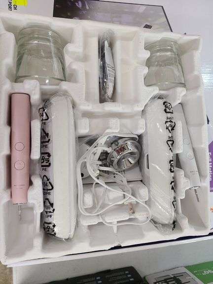 *Philips Sonicare Diamond Clean Power Toothbrush Set