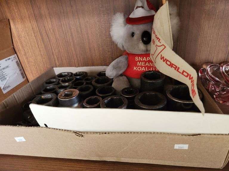 Snap-On Koala,  Assorted Sockets