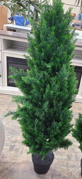 1) Artificial Topiary Tree