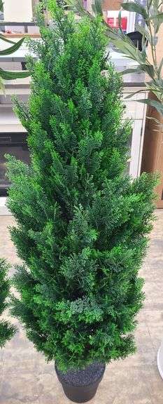 1) Artificial Topiary Tree