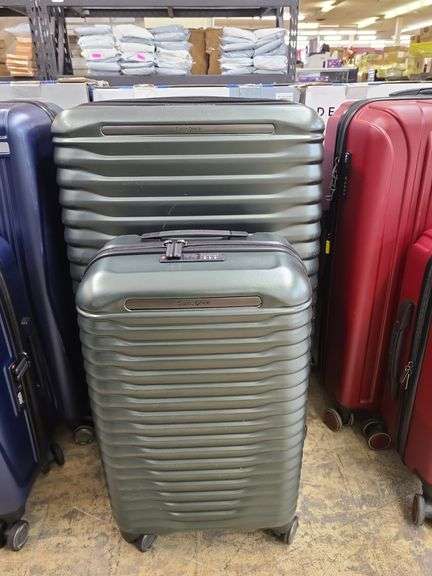 *Samsonite 2pc Luggage Set