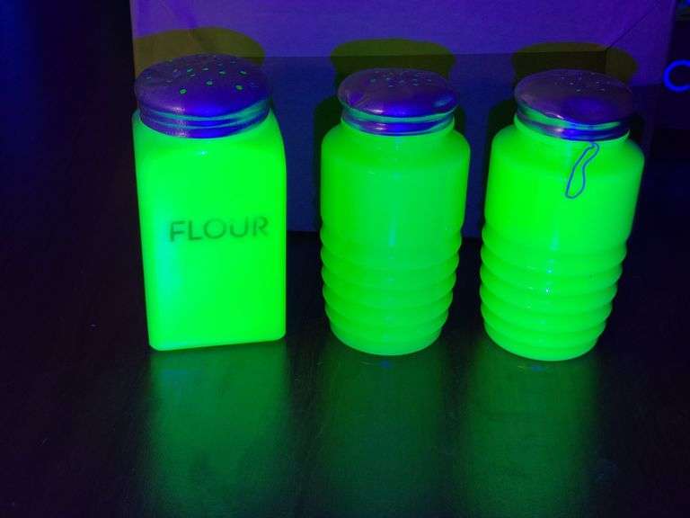 Uranium Salt and Pepper Shakers, Uranium Flour Shaker