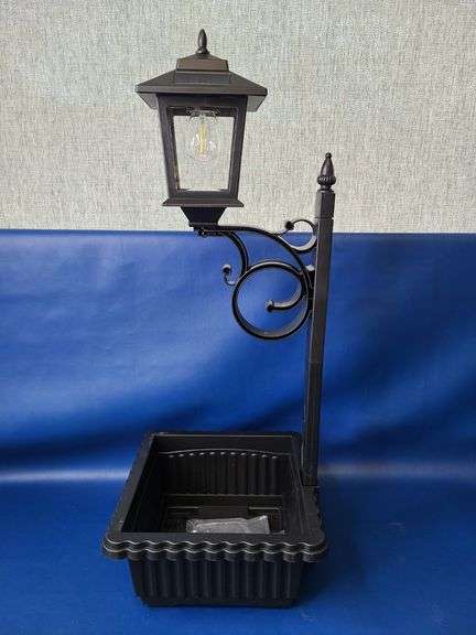 Solar Light / Planter