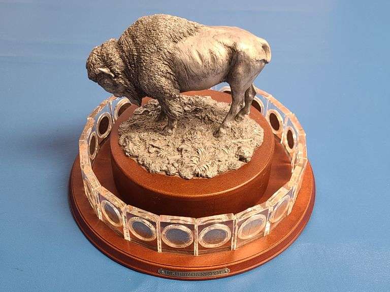 Danbury Mint United States Buffalo Nickels Display with 20) Buffalo Nickels