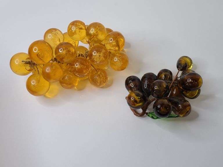 MId 1900s Lucite Yellow Grape Cluster, Vintage Amber Glass Grape Cluster