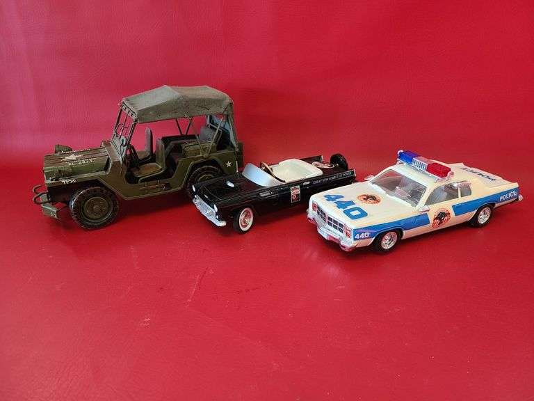 Model Jeep, Police Car, Sky Chief Car