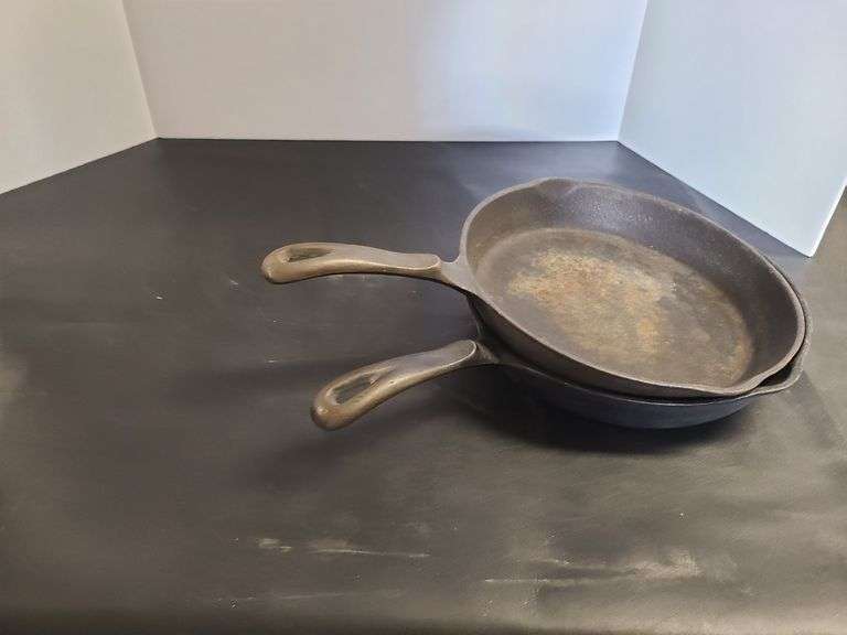 2) Wagner's Cast Iron Skillets