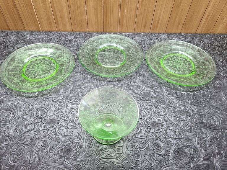 3) Uranium Plates, Uranium Cup