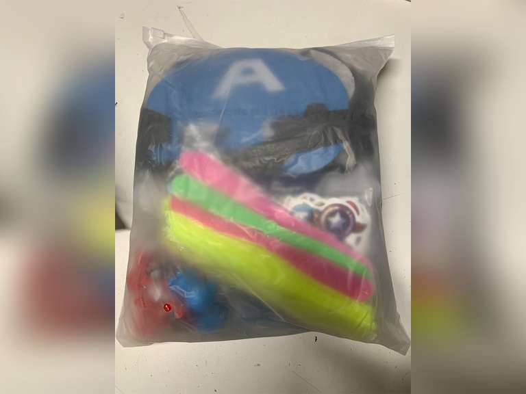 Superhero Party Favors, 122 Pcs Superhero Birthday Party Decorations include a Face Stickers, Gift Bags, Masks, Slap Bracelet, Stickers, Button Badges, Stamps, Best Gift Bag Filler for Themed Party 28