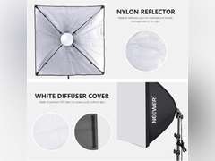 Neewer 700W Equivalent Softbox Lighting Kit, 2Pack UL Certified 5700K LED Lighting Bulbs, 24x24 inches Softboxes with E26 Socket, Photography Continuous Lighting Kit Photo Studio Equipment 90
