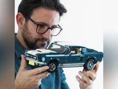 (See pictures)LEGO Creator Expert Ford Mustang 10265 Building Set - Exclusive Advanced Collector's Car Model, Featuring Detailed Interior, V8 Engine, Home and Office Display, Collectible for Adults and Teens 220