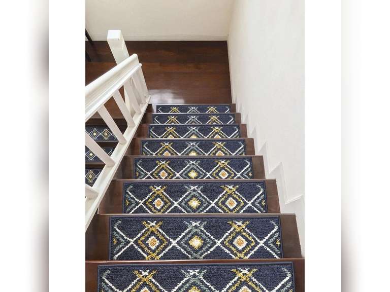 Blue 9 in. X 28 in. Non-Slip Stair Tread Cover Polypropylene Latex Backing (Set of 7) Stair Rugs 69