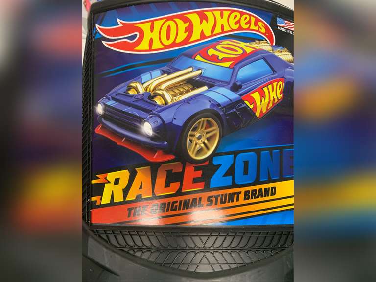 Hot Wheels 100 Car Storage Case Car 30