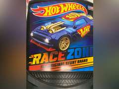 Hot Wheels 100 Car Storage Case Car 30