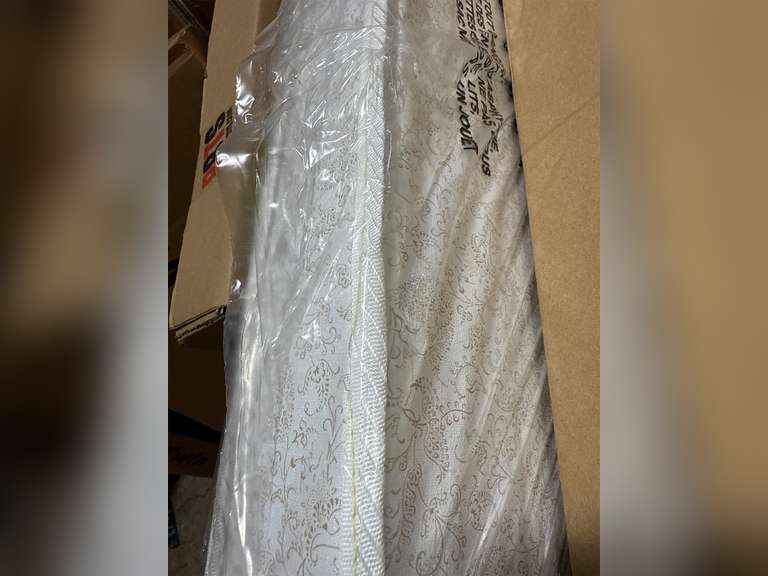 26 x3 x38 Dream on Me Extra Firm Rounded Corner Playard Mattress, White 46