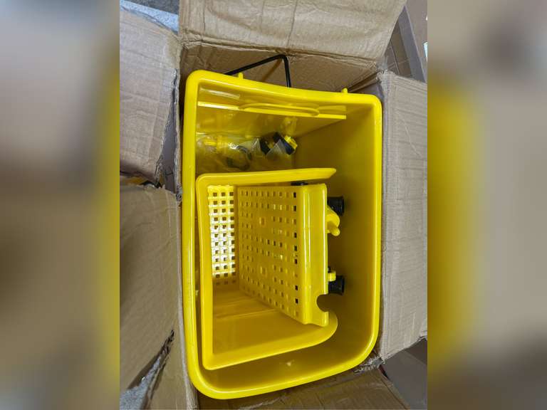Simpli-Magic Side Press Wringer Combo Commercial Rectangular Mop Bucket on Wheels, 35-Quart, Yellow 65