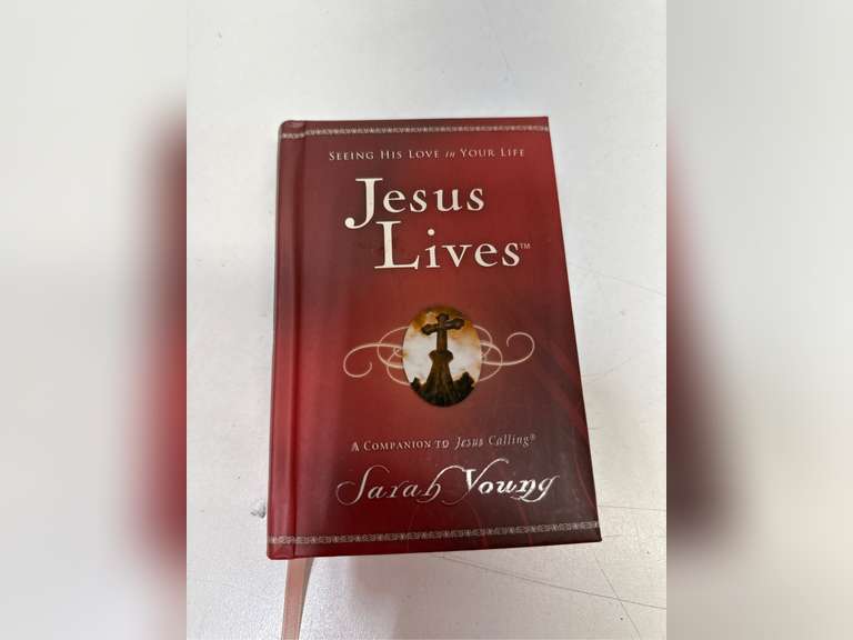Jesus Lives - (Jesus Calling(r)) by Sarah Young (Hardcover) 13