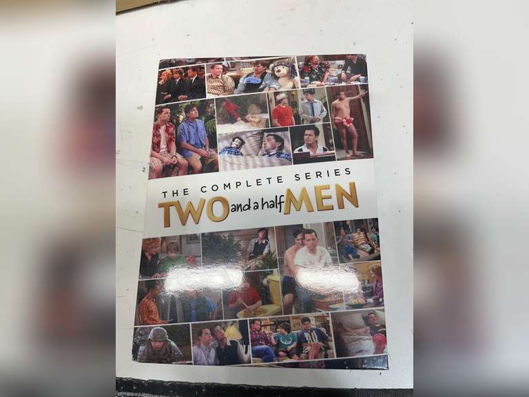 Two and a Half Men: The Complete Series (RPKG/DVD) 54