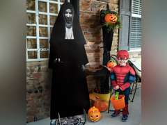 MCJC Halloween Horror Cardboard Cutout,Life Size Cardboard Standing,Life Size Witch Halloween Decor 39
