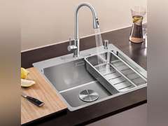 Silver Kitchen Faucets with Pull Down Sprayer, Kitchen Sink Faucet Kitchen Faucet with Deck Plate, Sink Faucet Single Handle Faucet 360 Rotatble Kitchen for Kitchen Sinks 79
