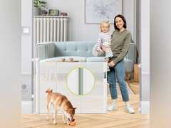 Reinforced 55" Wide Retractable Baby Gate Outdoor Retractable Gate with Reinforced Bar Mesh Baby Gate Retractable Dog Gate Retractable Mesh Gate for Kids and Pets Safety Retractable Pet Gate for Stair 42